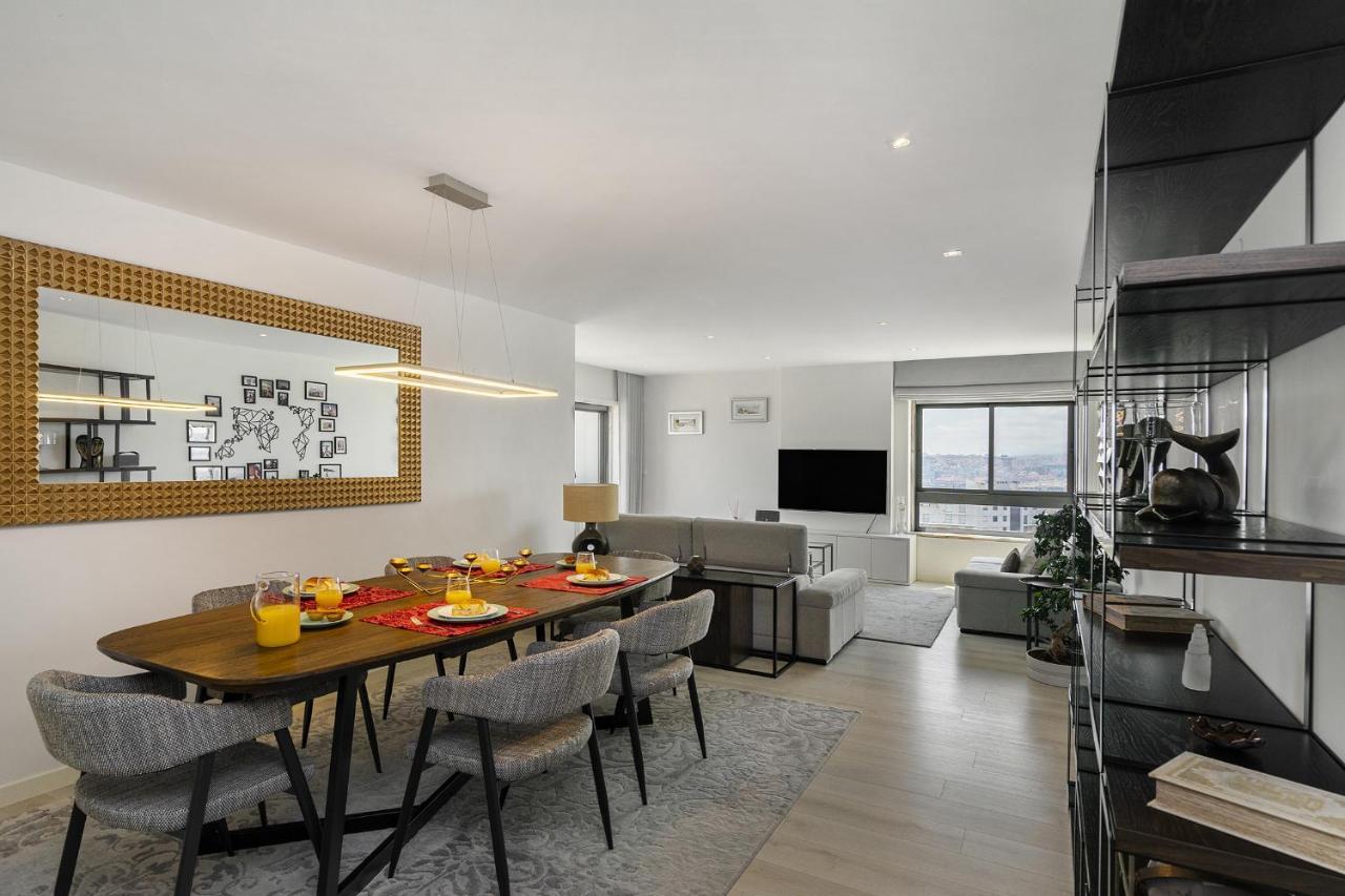 Whome Family Condo - Urban Retreat With Parking, Ac, Elevator In Great Location Lisboa Exterior foto